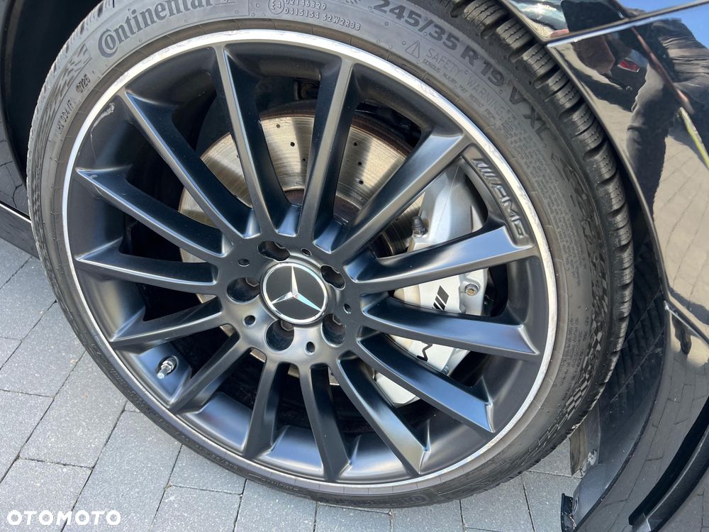 Mercedes-Benz CLA AMG 35 4-Matic 7G-DCT - 11