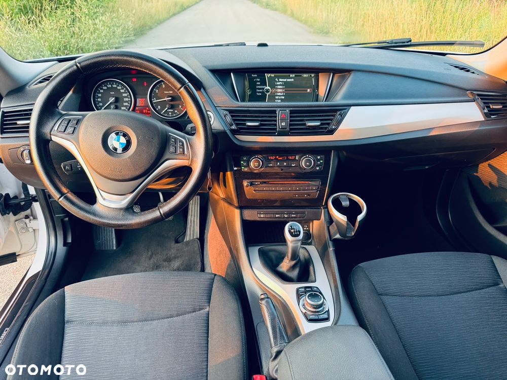 BMW X1 xDrive20i xLine - 16