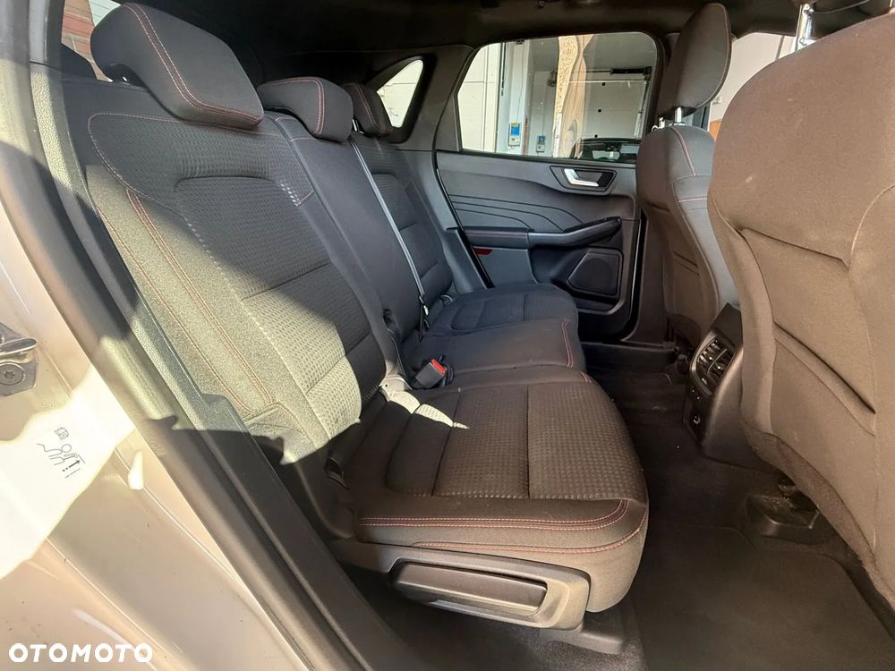Ford Kuga 1.5 EcoBoost FWD ST-Line - 14