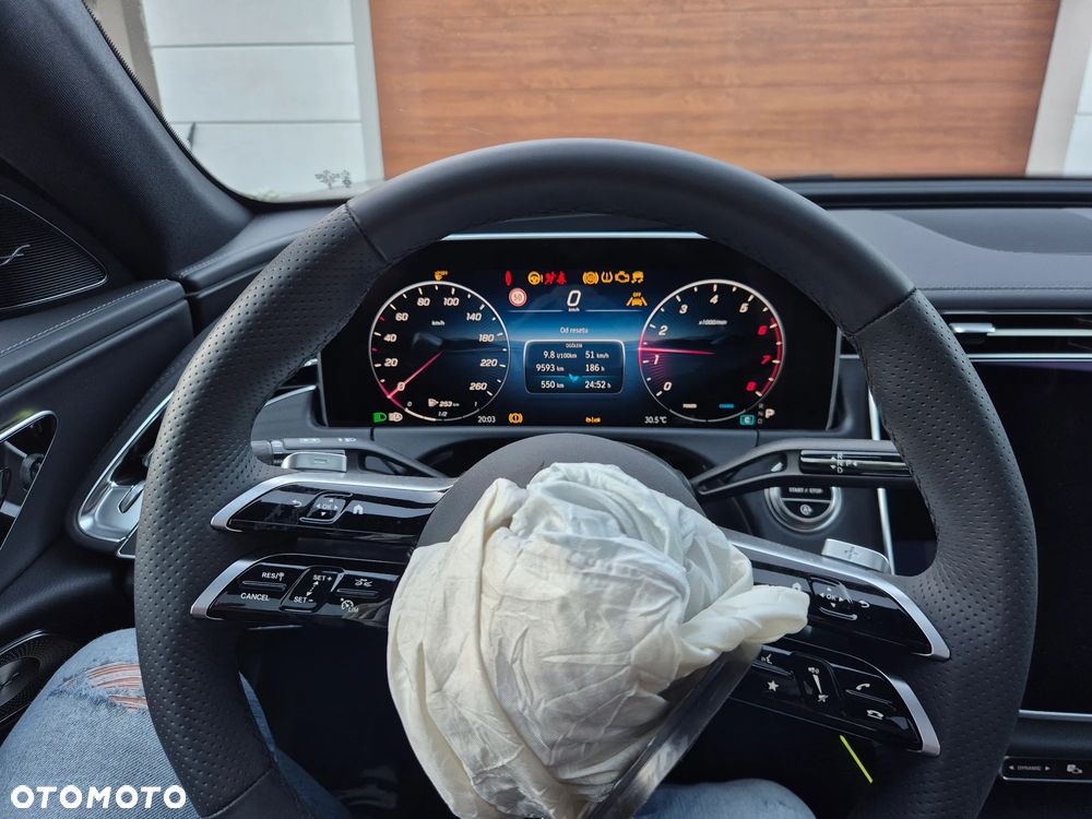 Mercedes-Benz Klasa E 450 mHEV 4-Matic AMG 9G-Tronic - 21