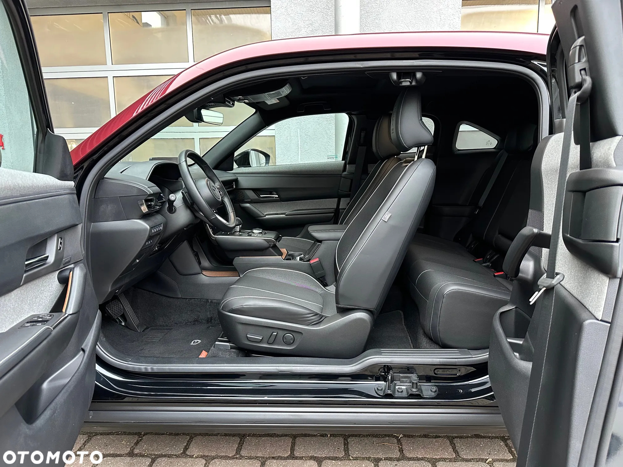 Mazda MX-30 - 11
