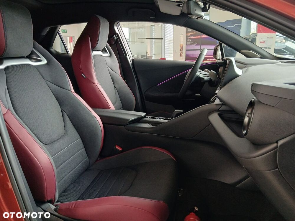 Toyota C-HR - 13