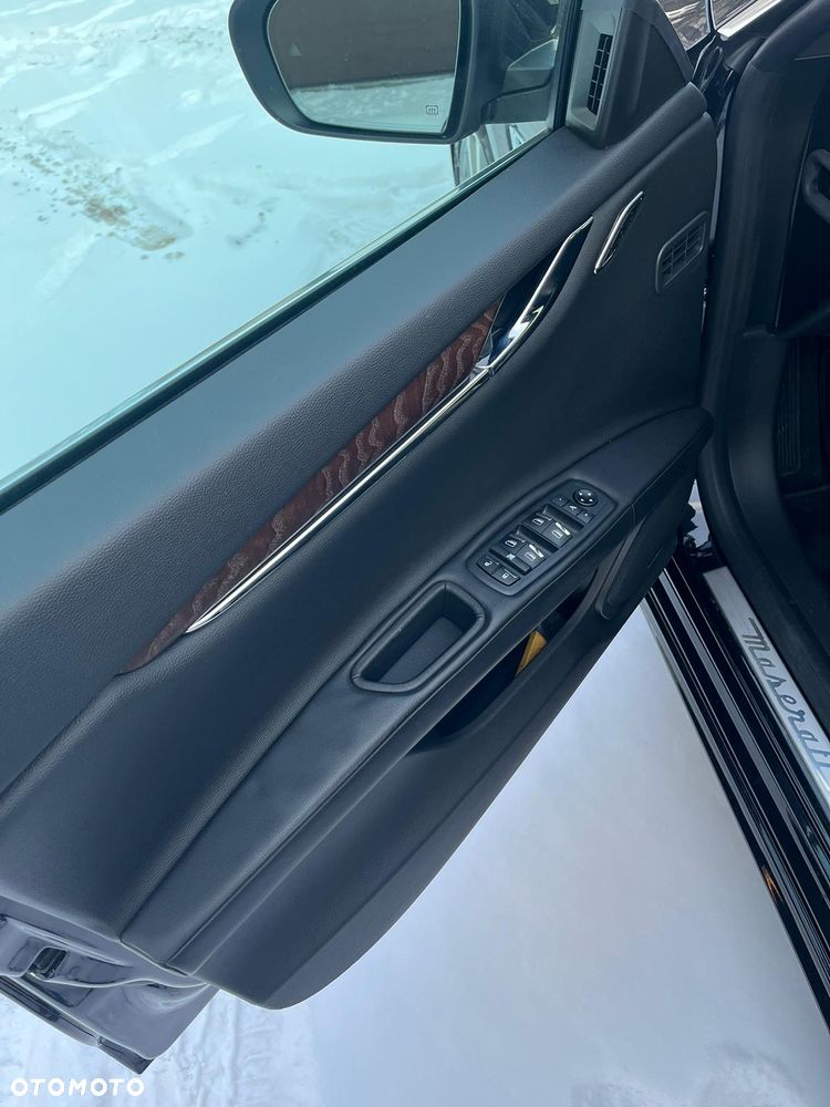 Maserati Quattroporte - 39