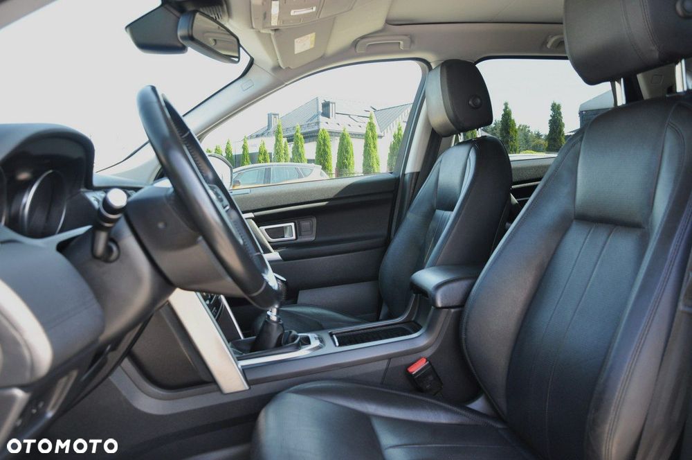 Land Rover Discovery Sport 2.0 eD4 HSE Luxury - 13