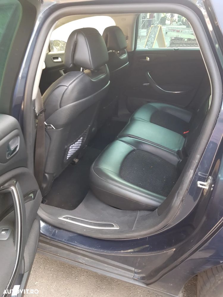 Citroën C5 Tourer HDi 200 FAP Aut. Exclusive - 9