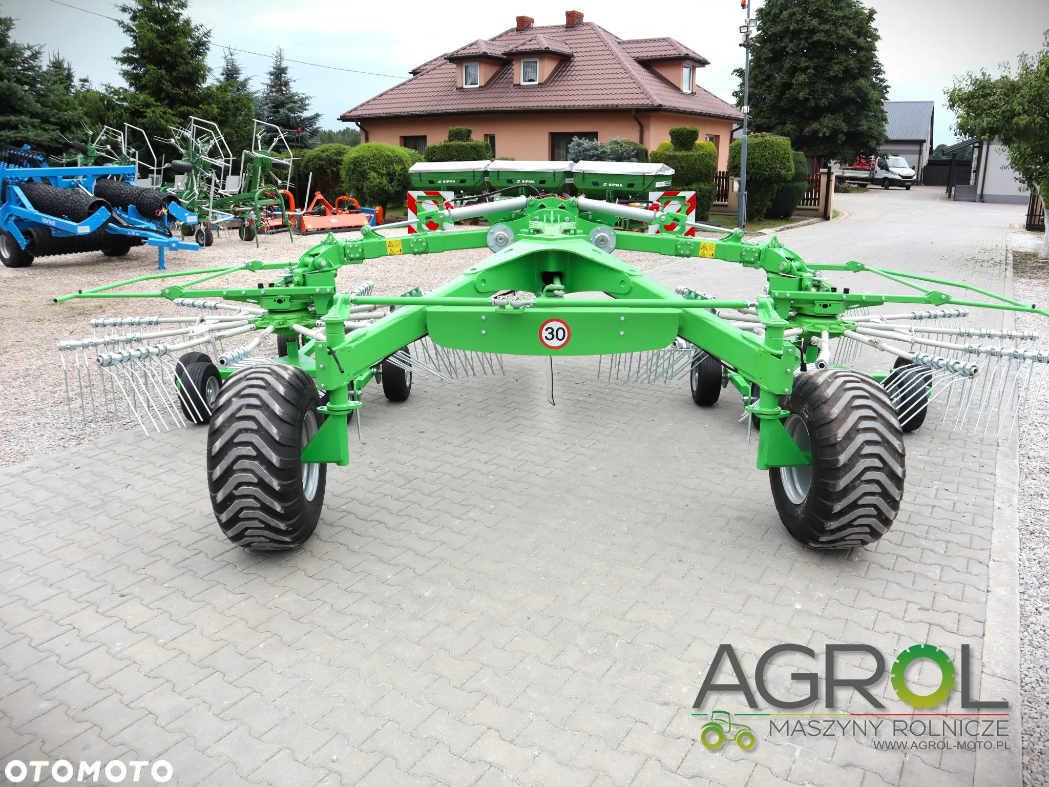 Zgrabiarka jedno karuzelowa INTER-TECH ZKT-3.5m tandem 4.2m KUNH - 12