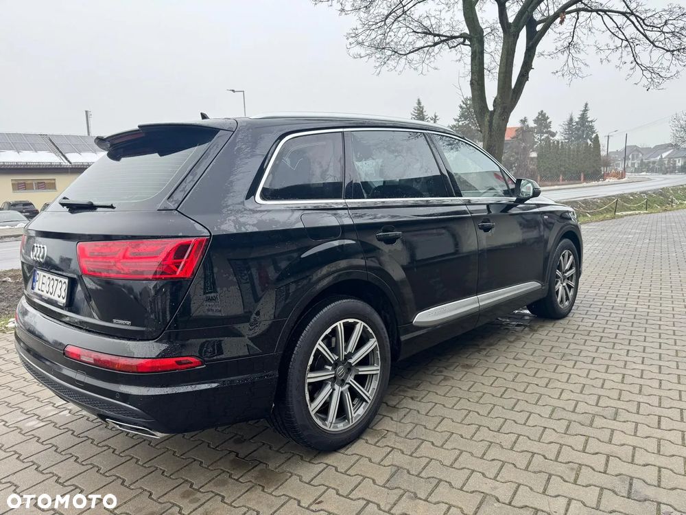 Audi Q7 - 3