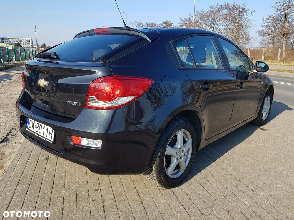 Chevrolet Cruze 1.6 LS - 5