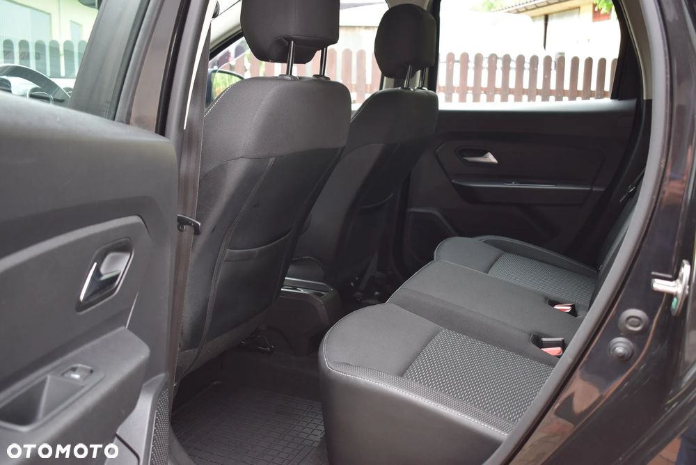 Dacia Duster 1.6 SCe Prestige - 11