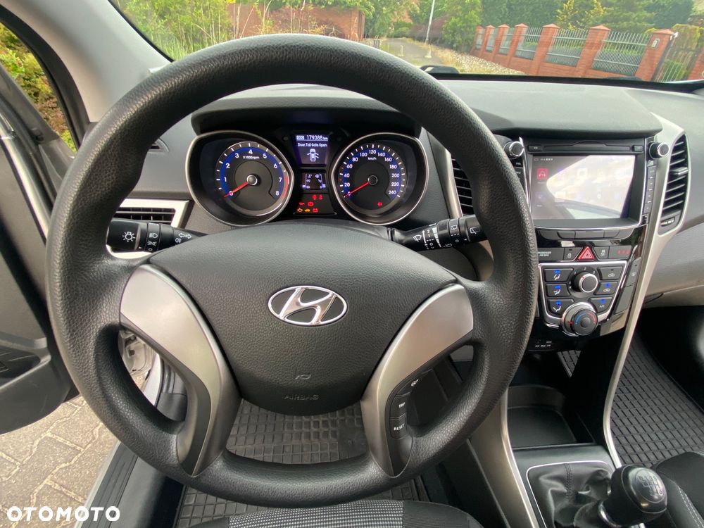 Hyundai i30 1.4 Advantage - 27