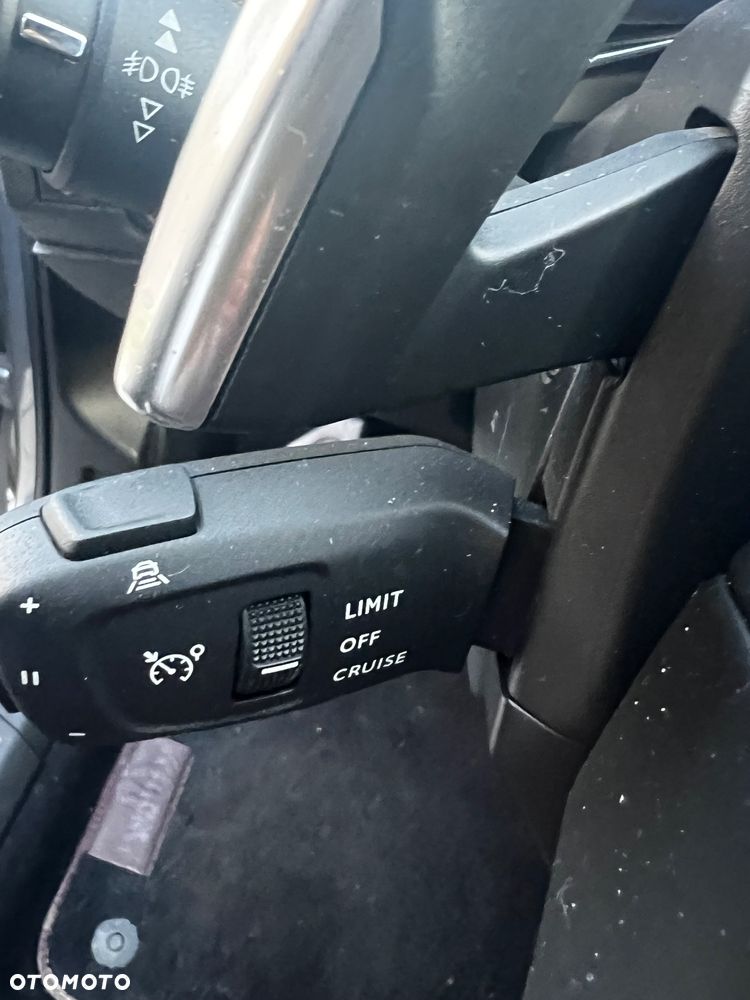 DS Automobiles DS 7 Crossback - 17