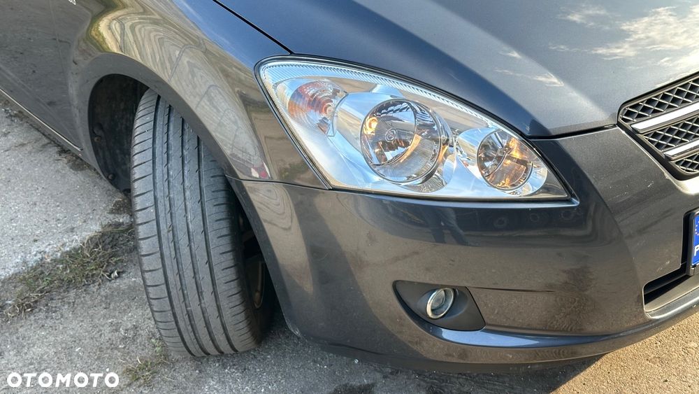 Kia Ceed 1.4 Comfort + - 41