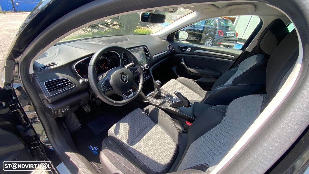 Renault Mégane Sport Tourer 1.3 TCe Limited - 19