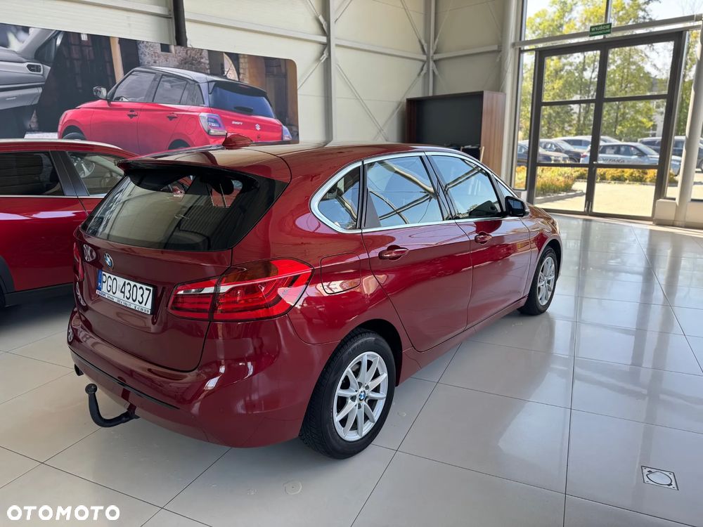 BMW Seria 2 218i Advantage - 4