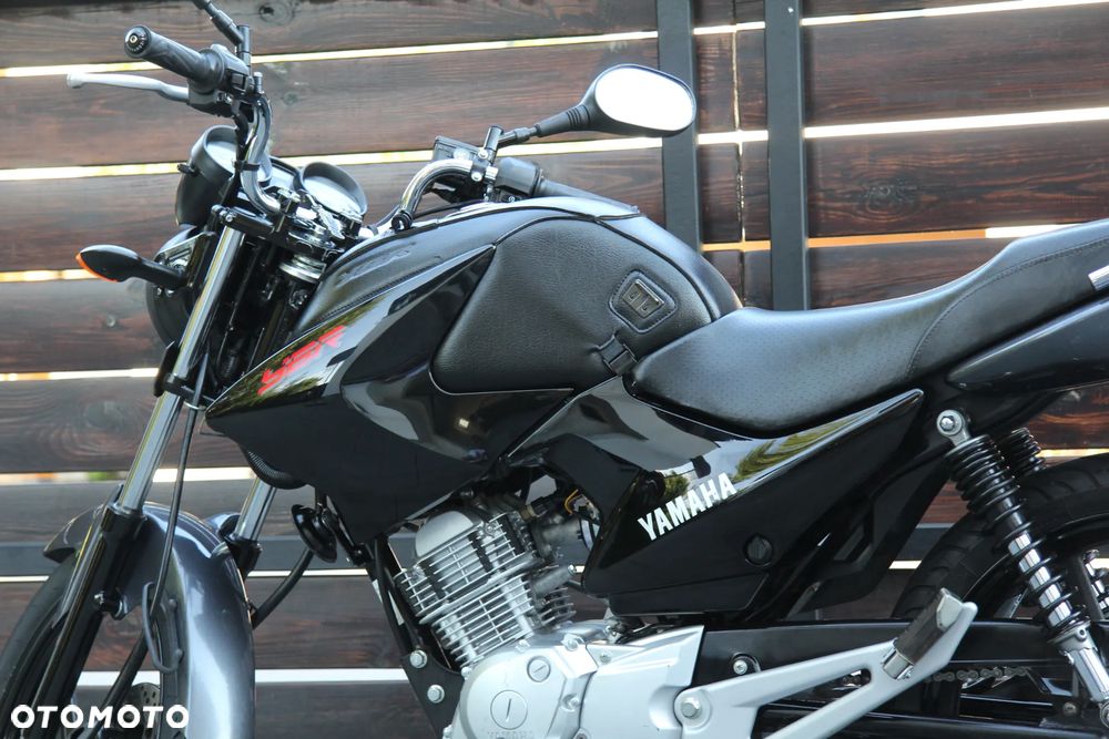 Yamaha YBR - 24