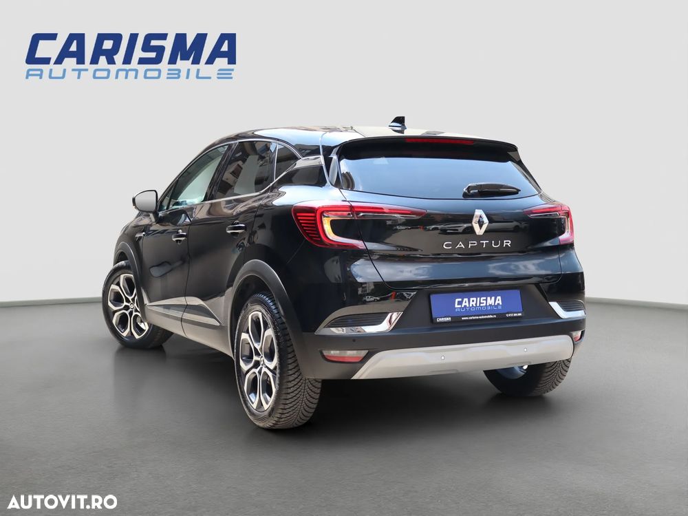 Renault Captur 160 EDC MHEV Techno - 6