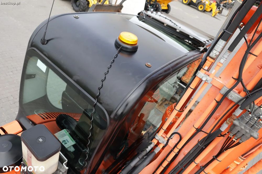 JCB JS175W - 32