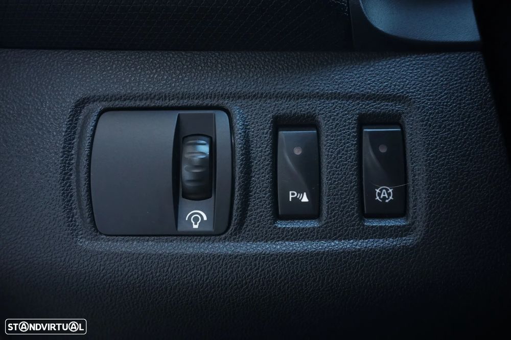 Renault Clio Sport Tourer 1.5 dCi GT Line - 25