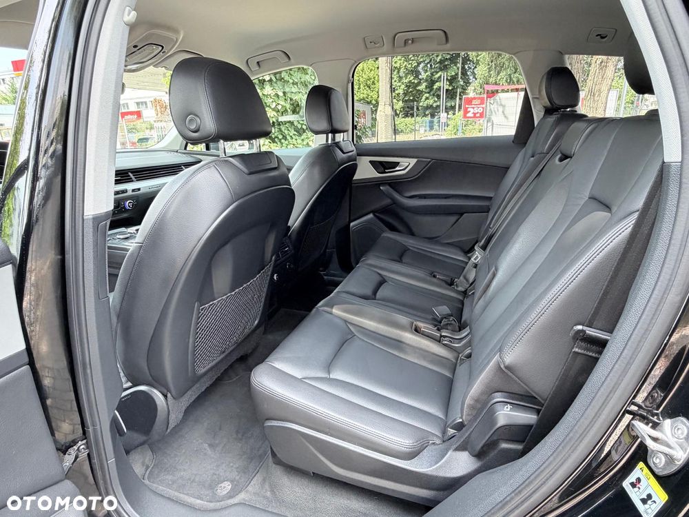 Audi Q7 - 7