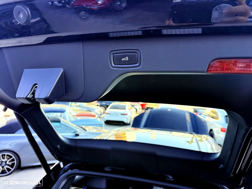 Porsche Macan Electric 4 - 39