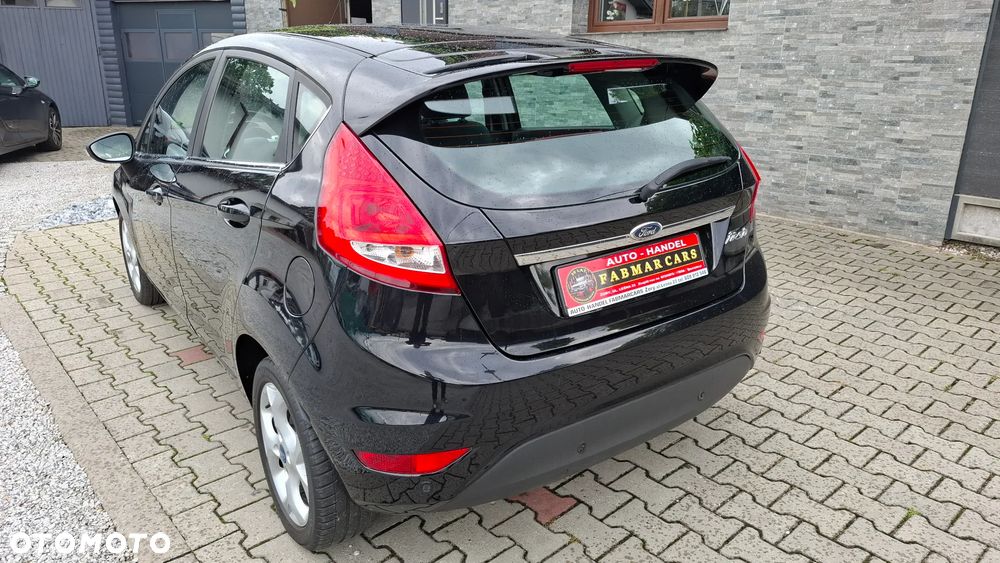 Ford Fiesta 2011 photo 4
