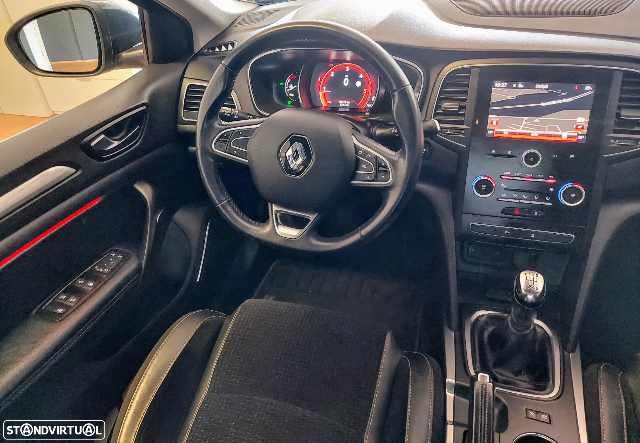 Renault Mégane Sport Tourer 1.5 dCi Intens - 26