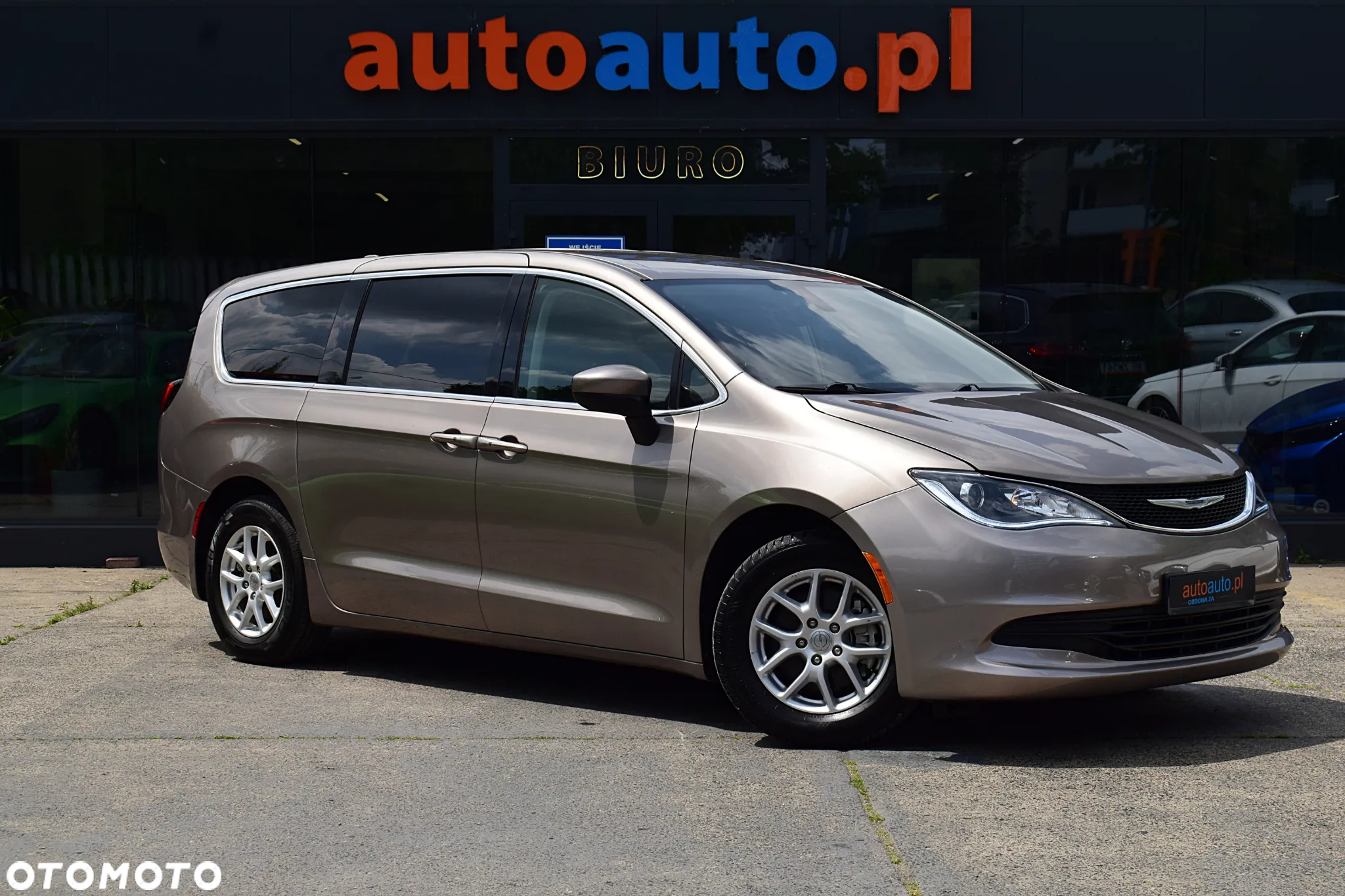Chrysler Pacifica - 3