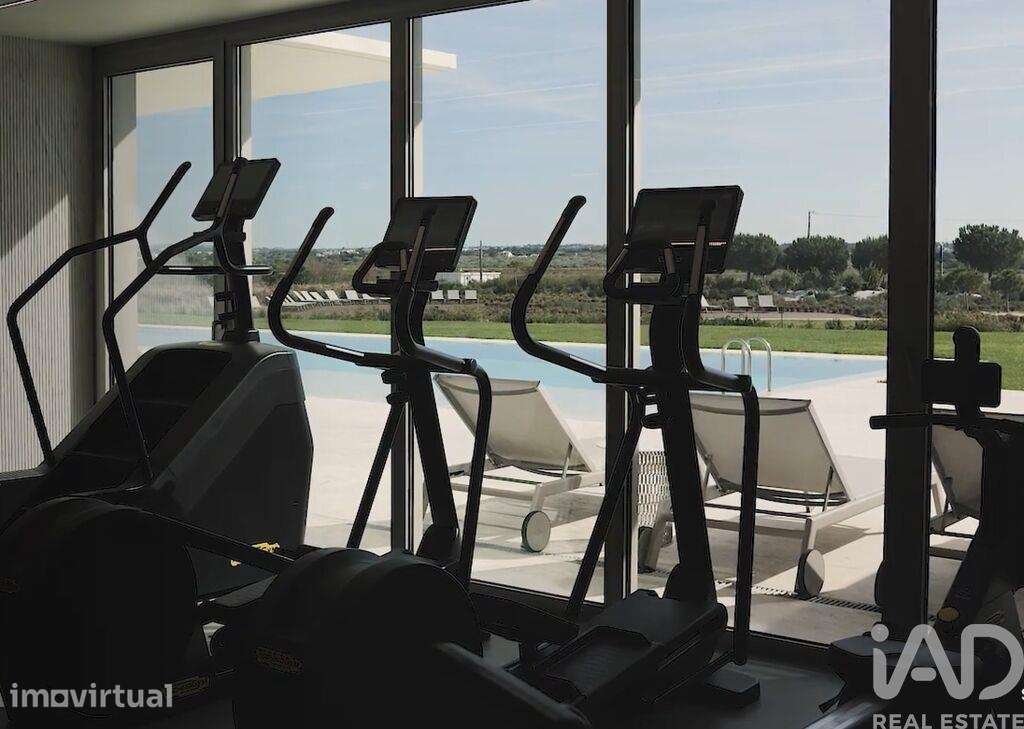 Apartamento T2 em Armação de Pêra de 94,00 m2 - Grande imagem: 3/16