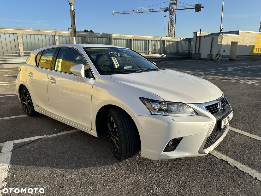 Lexus CT 200h Elegance - 4