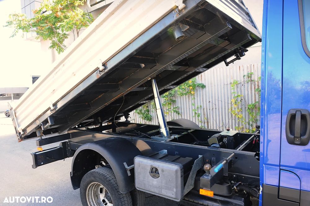 Iveco Daily - 12