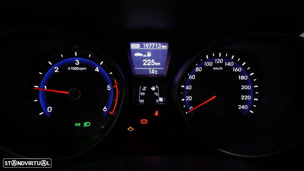 Hyundai i30 1.6 CRDI Blue Comfort AC Auto+J17 - 22