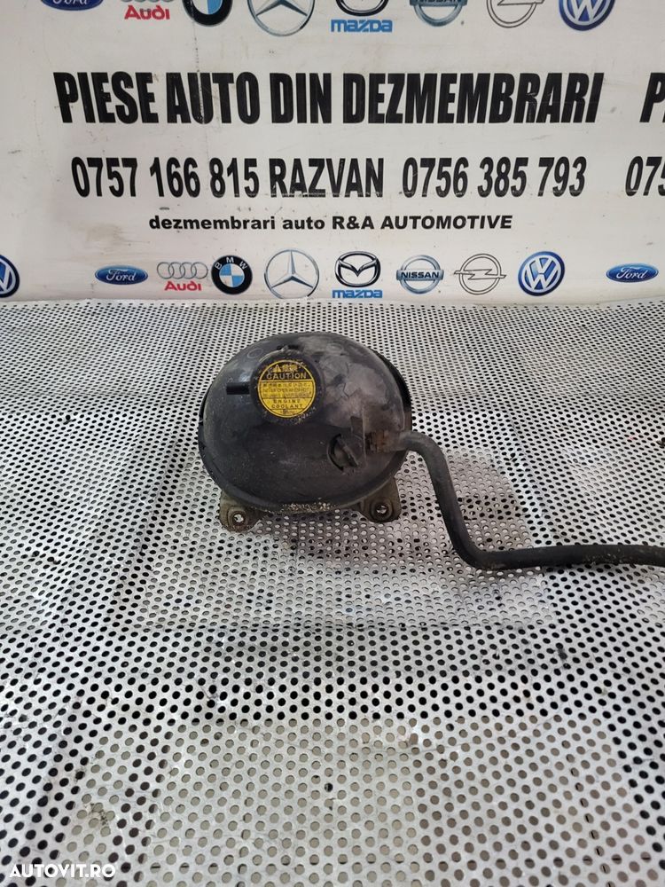 Bidonas Vas Expansiune Apa Antigel Toyota Avensis 2.0 Diesel An 2004-2005-2006-2007-2008 Dezmembrez - 1