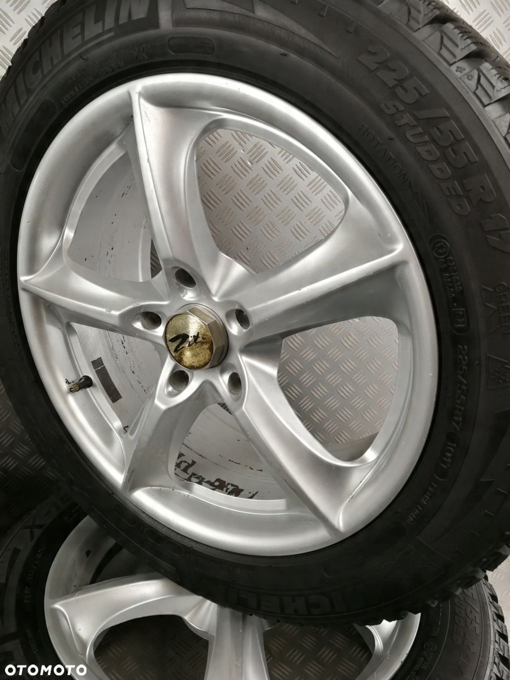 225/55R17 koła felgi aluminiowe ZITO 17X7,5 5X120 17" ET45 VW T5 LIFT T6 - 4