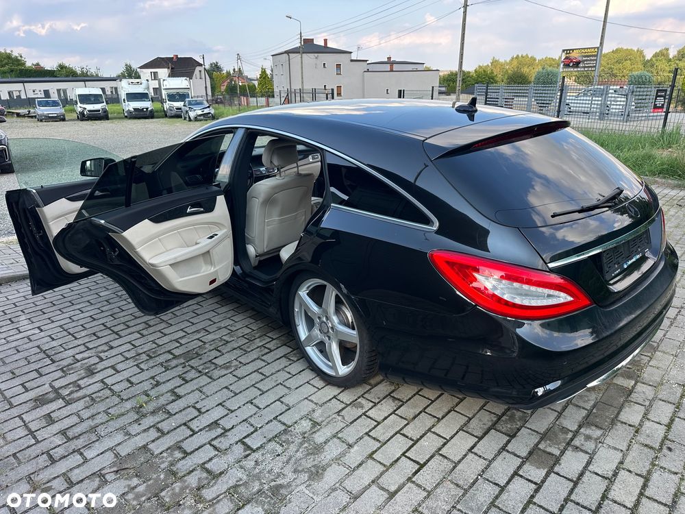 Mercedes-Benz CLS 350 CDI 4-Matic BlueEff - 15