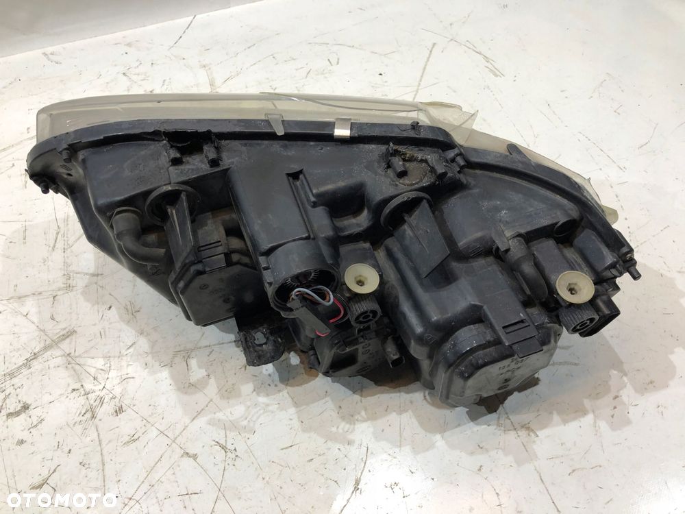 bmw 7 e65 lampa prawy przód przedlift 4,4i - 3