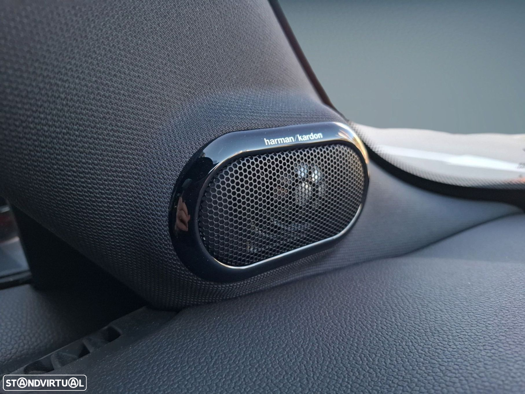 MINI 3 Portas Cooper SE Collection 2021 - 24