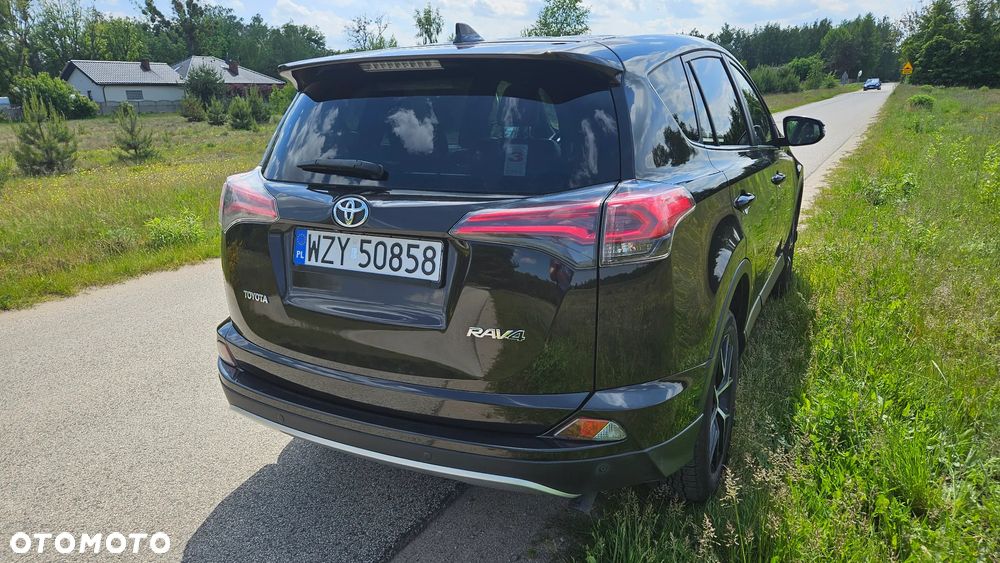 Toyota RAV4 2.0 D-4D Premium 4x2 - 5