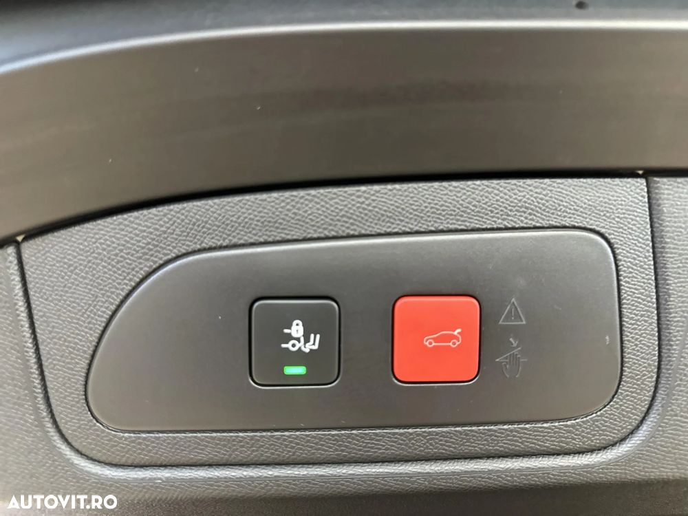 DS Automobiles DS 7 Crossback - 24