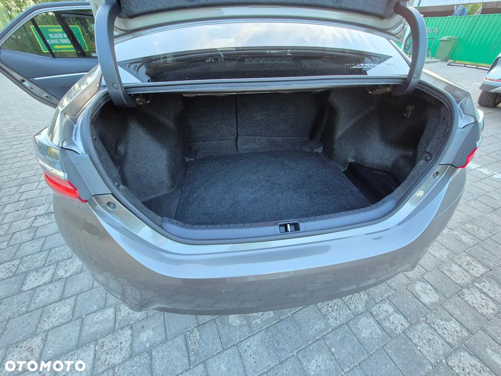 Toyota Corolla - 7