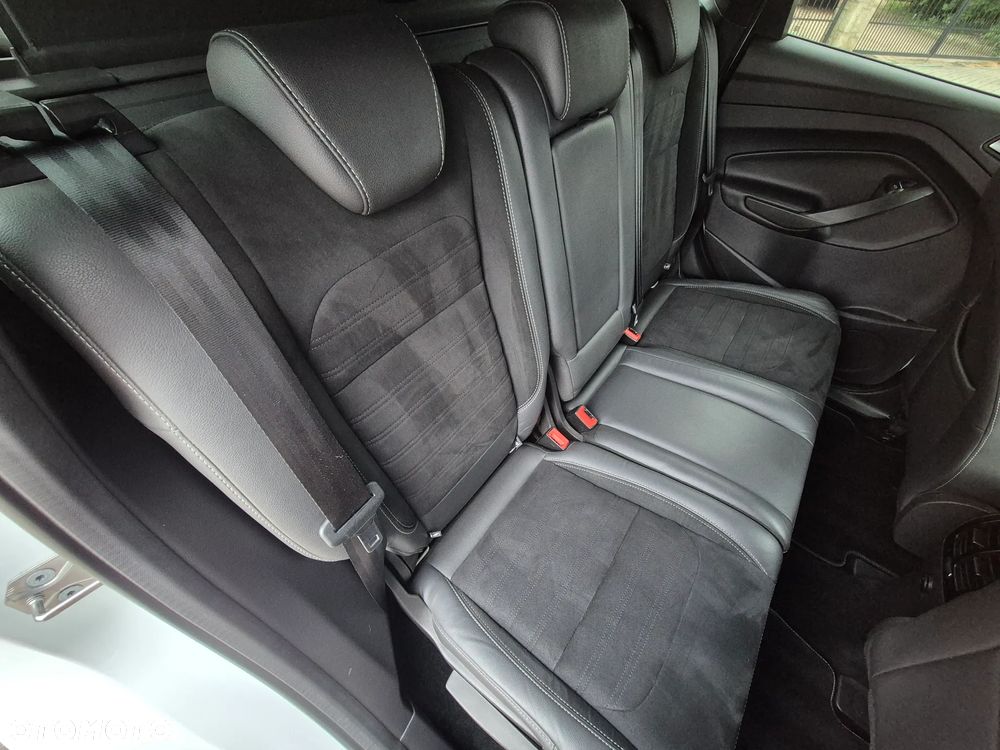 Ford Kuga 2.0 TDCi 4x4 ST-Line - 20