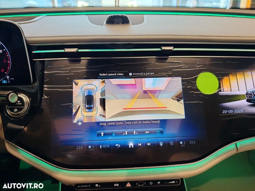 Mercedes-Benz E 200 4Matic 9G-TRONIC Exclusive - 22