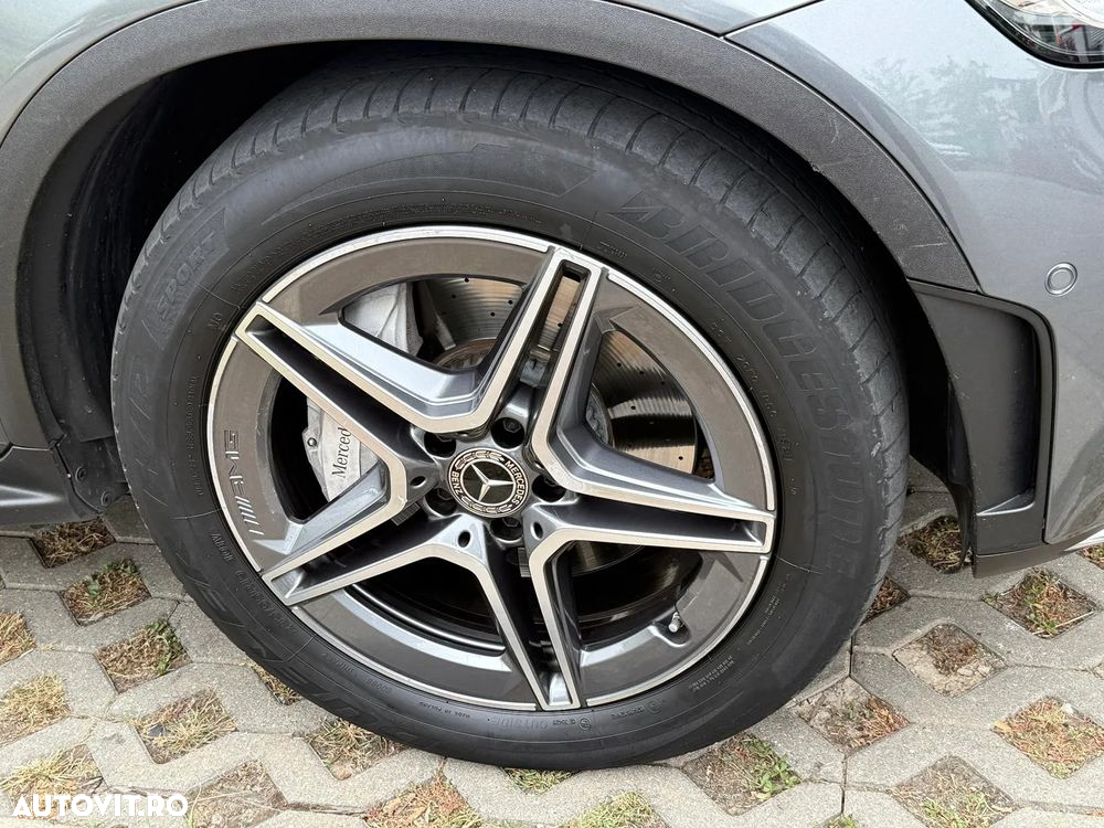 Mercedes-Benz GLC - 12
