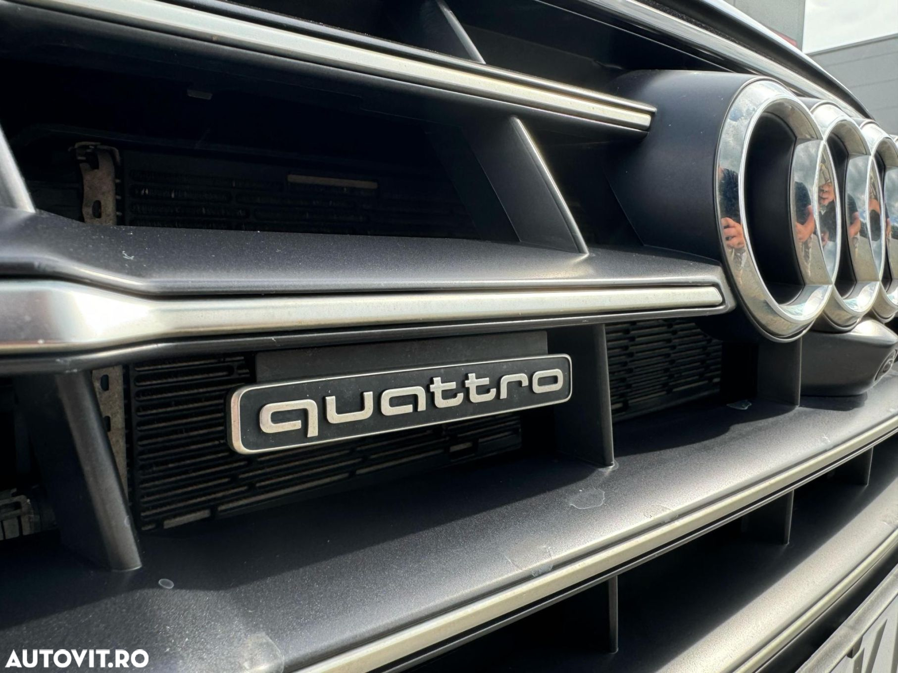 Audi Q5 55 TFSIe quattro S tronic S line - 33