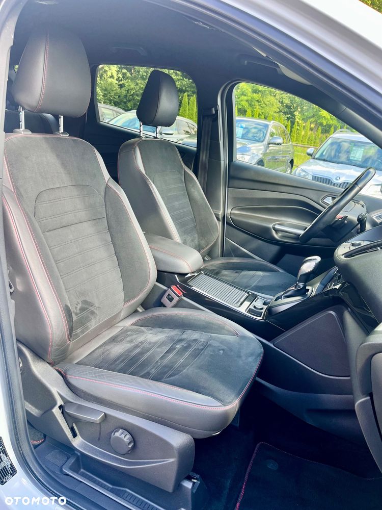 Ford Kuga 1.5 EcoBoost 4x4 ST-Line - 16