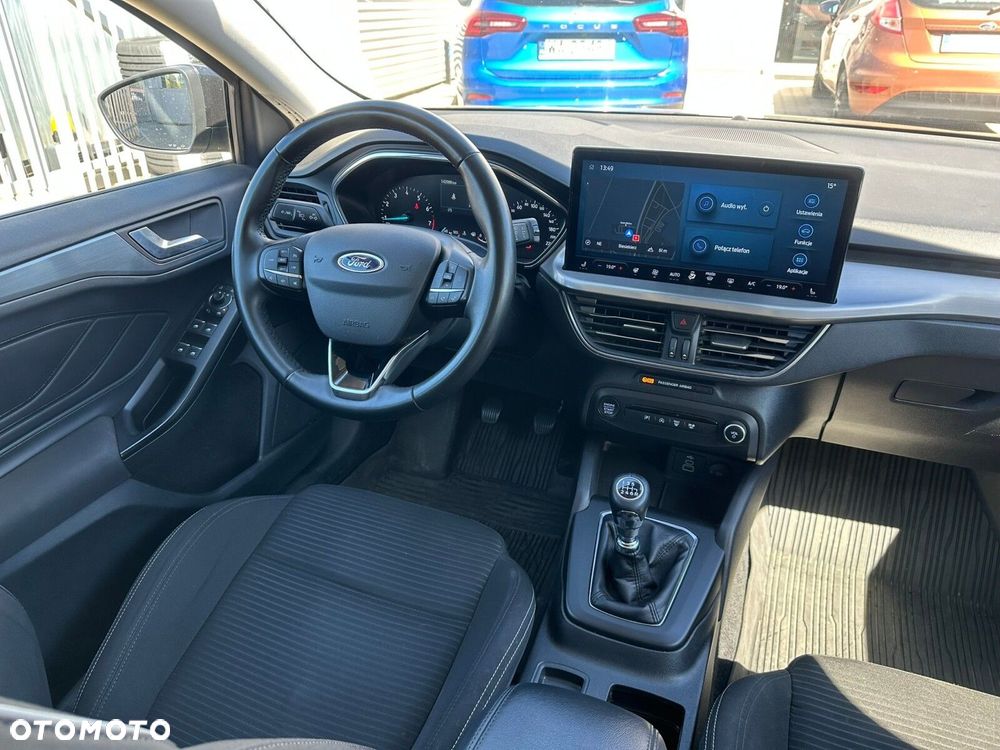Ford Focus 1.0 EcoBoost Titanium - 11
