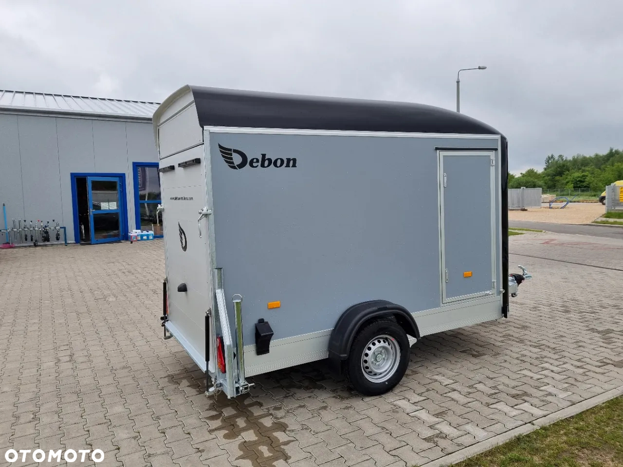 Debon Furgon C-300 PPL + drzwi boczne - 19