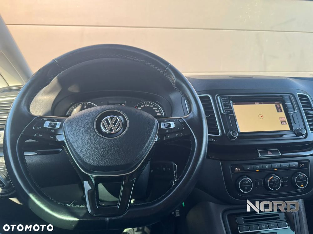 Volkswagen Sharan 2.0 TDI DSG (BlueMotion Technology) Highline - 31