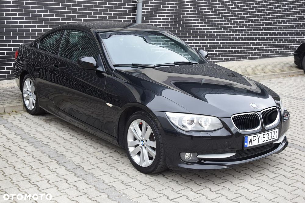 BMW Seria 3 320d Edition Exclusive - 14