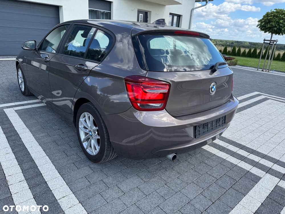 BMW Seria 1 116d - 6