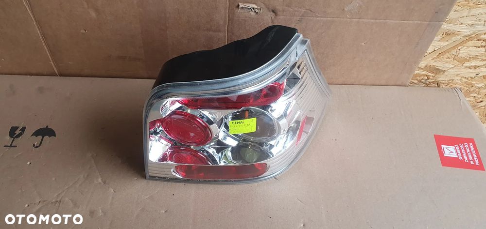 Lampa prawy tył tylna prawa VW Golf IV HB Tuning NOWA - 2